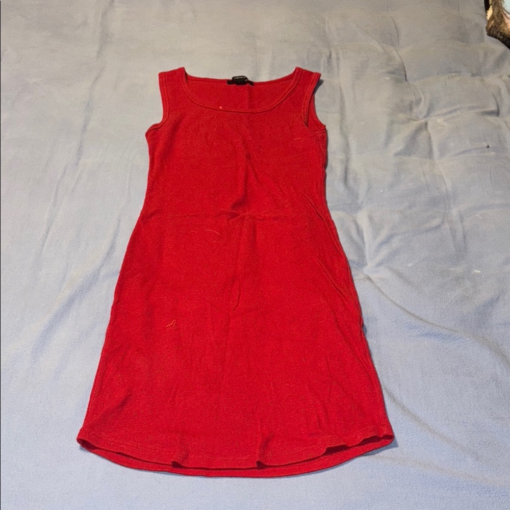 Red Sleeveless Dress